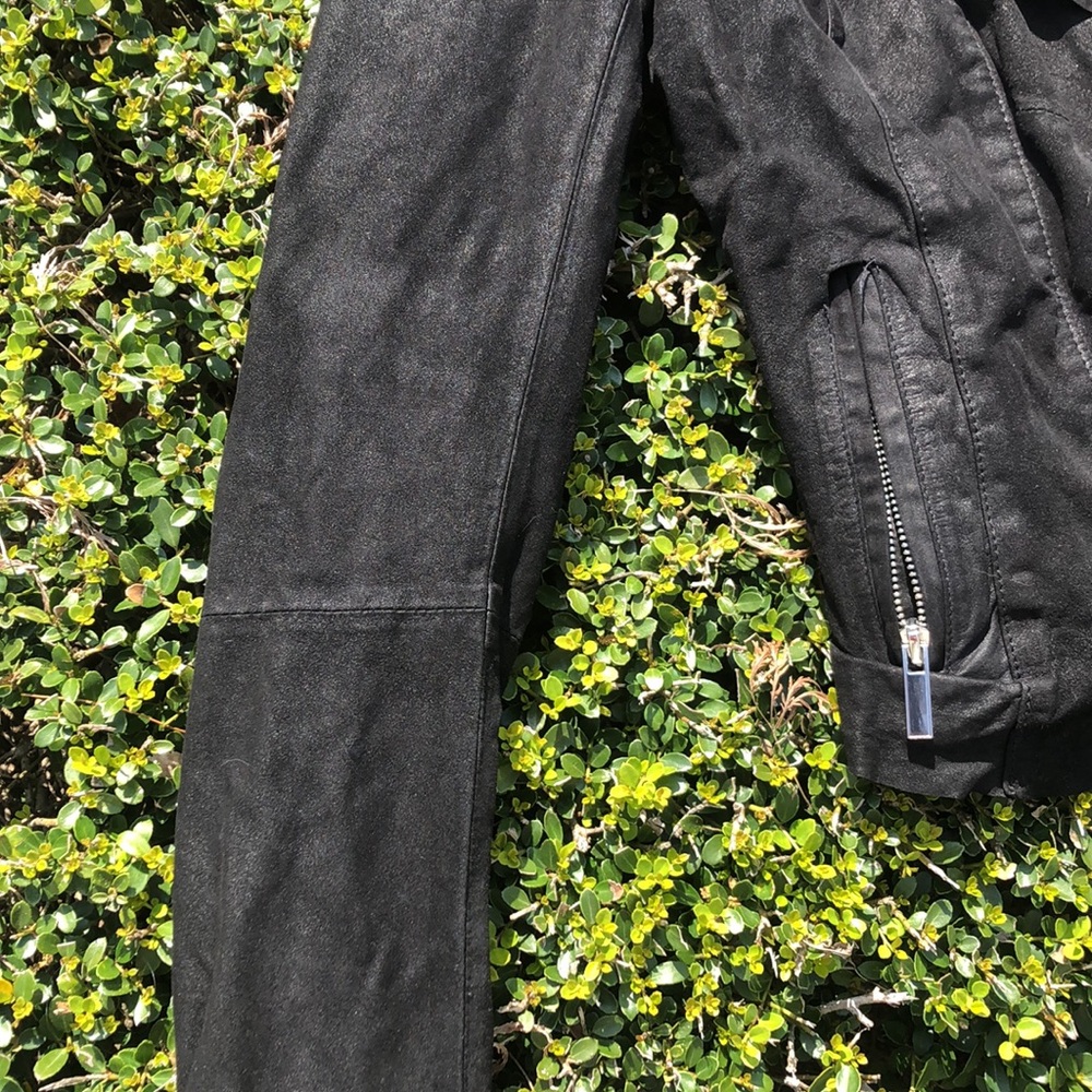 Aqua Jacket - Picture 4 of 16